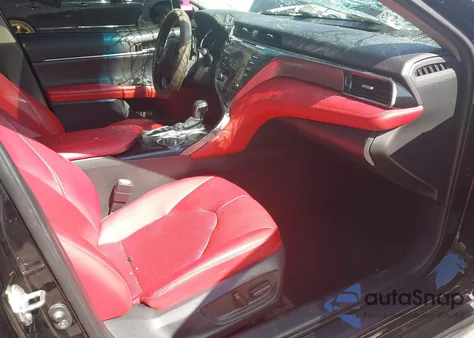 2020 Toyota Camry Xse z USA, uszkodzony, nr VIN 4T1K61AK7LU909634